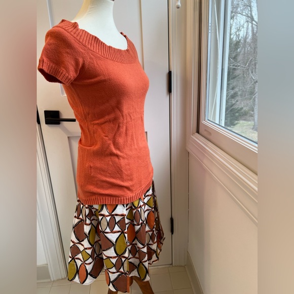 BCBG maxazria women top and skirt set - top: size L; skirt: size:6 - Picture 3 of 14